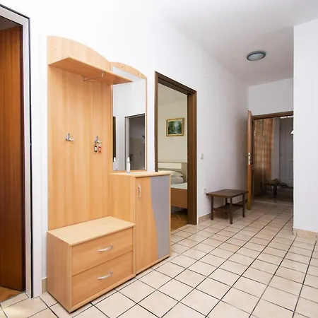 Apartment Monika Sibenik