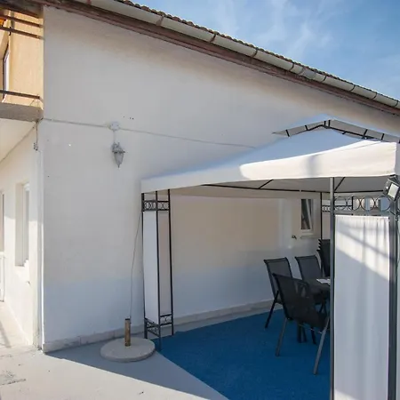 Monika Apartment