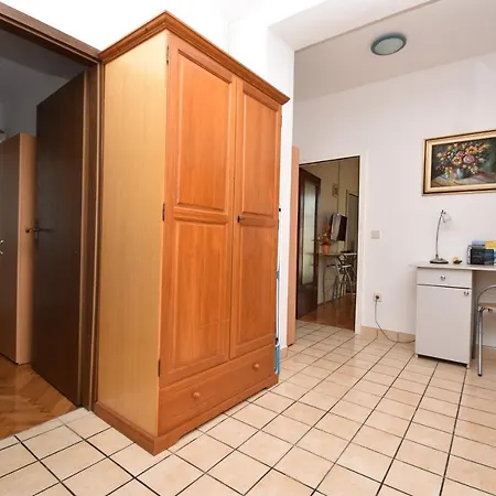 Apartment Monika Sibenik